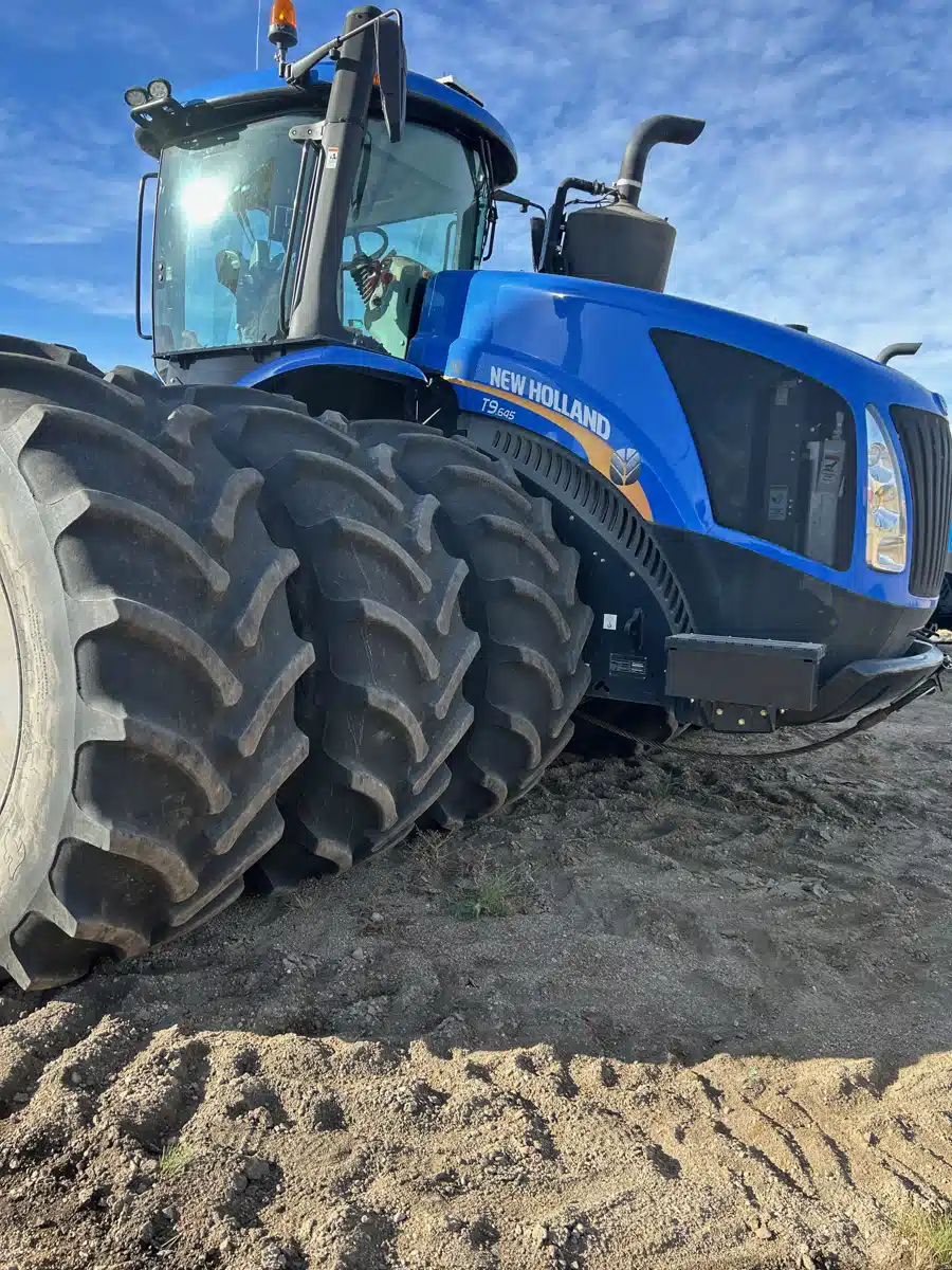 Gallery image 1 for 2018 New Holland T9.645 Tractor