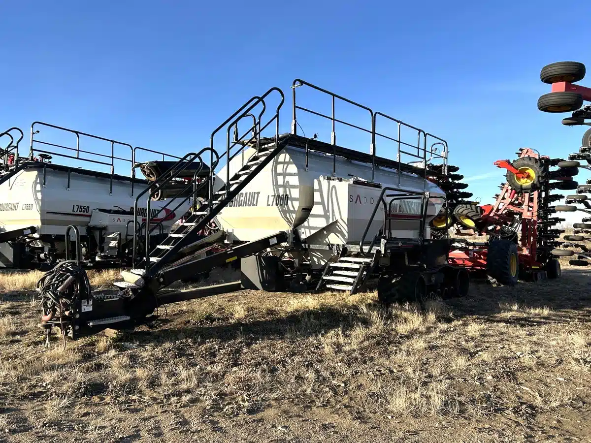 Gallery image 2 for Used 2015 Bourgault L7800 Air Cart