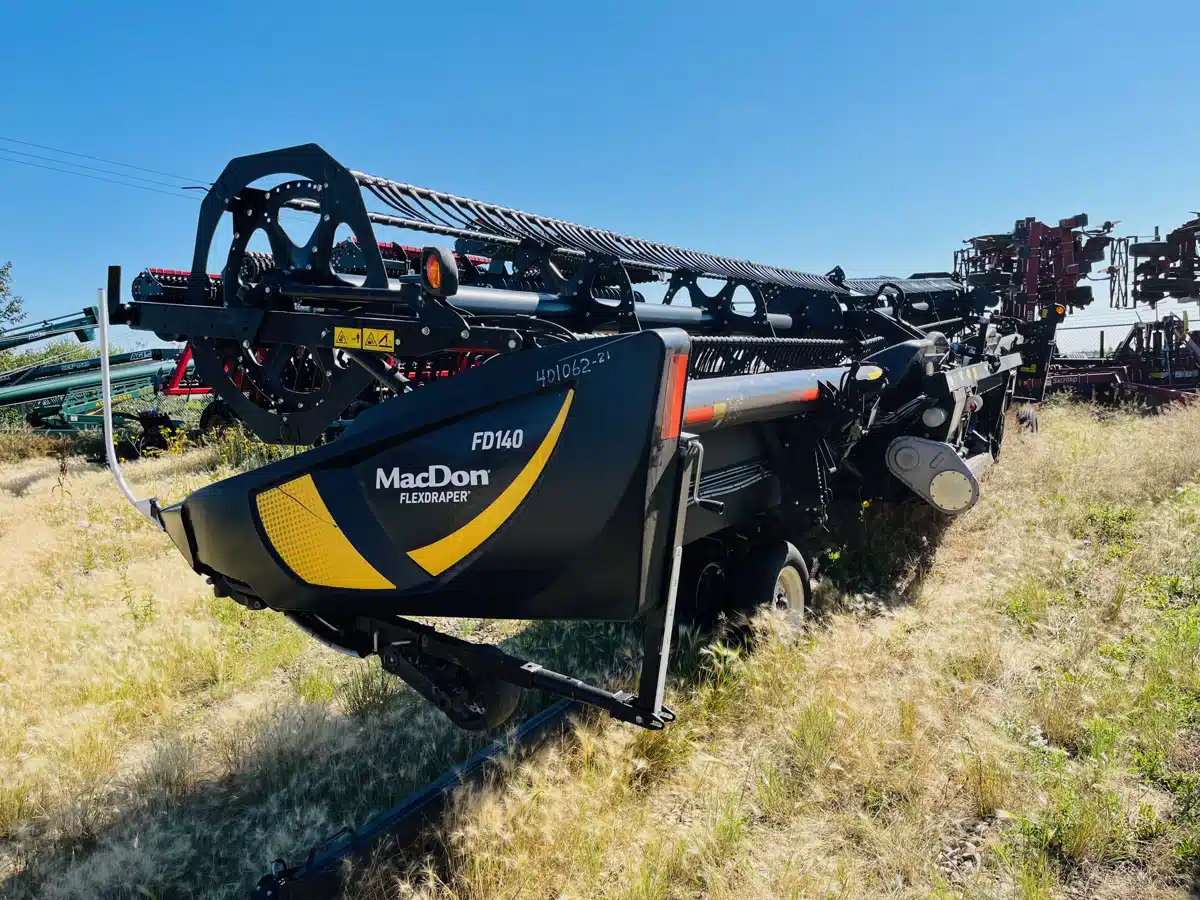 Gallery image 1 for Used 2021 MacDon FD140 Header Combine
