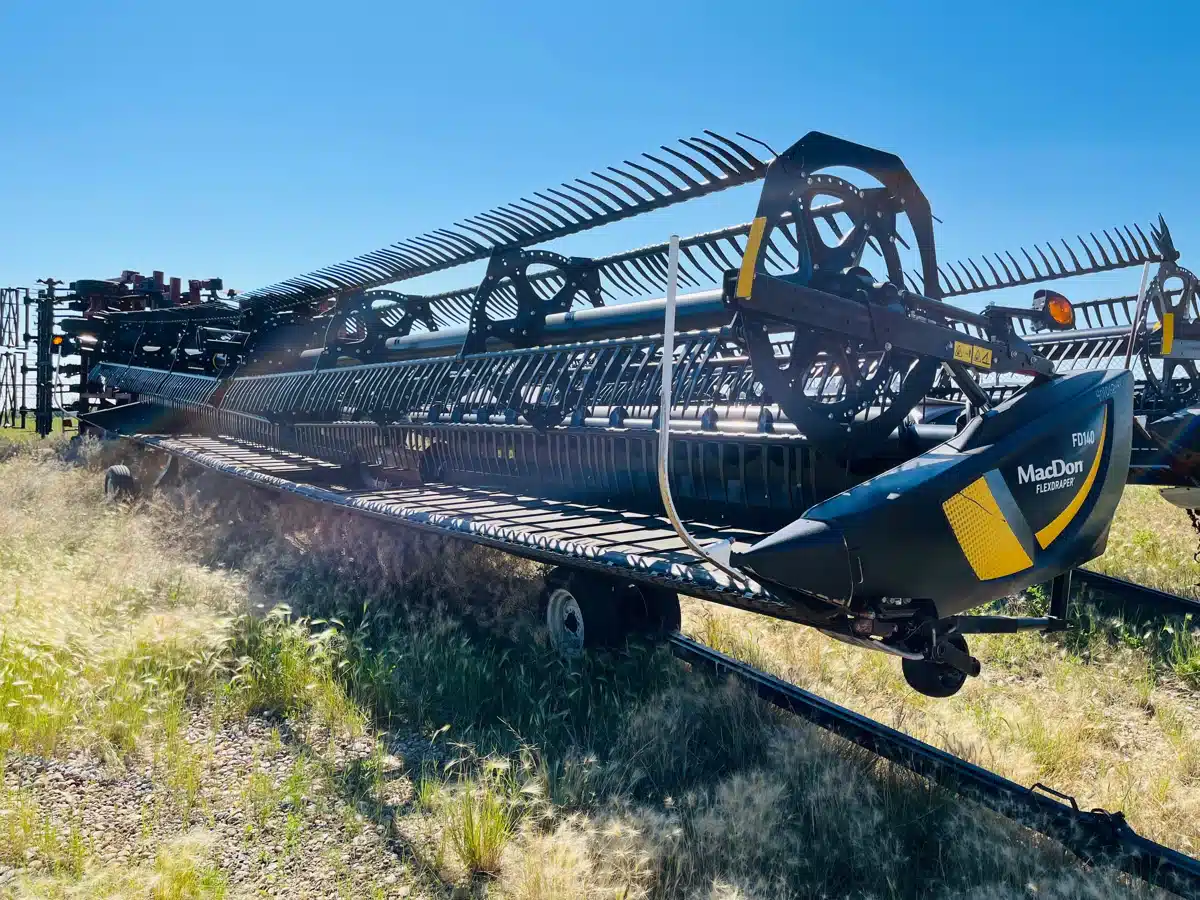 Gallery image 2 for Used 2021 MacDon FD140 Header Combine