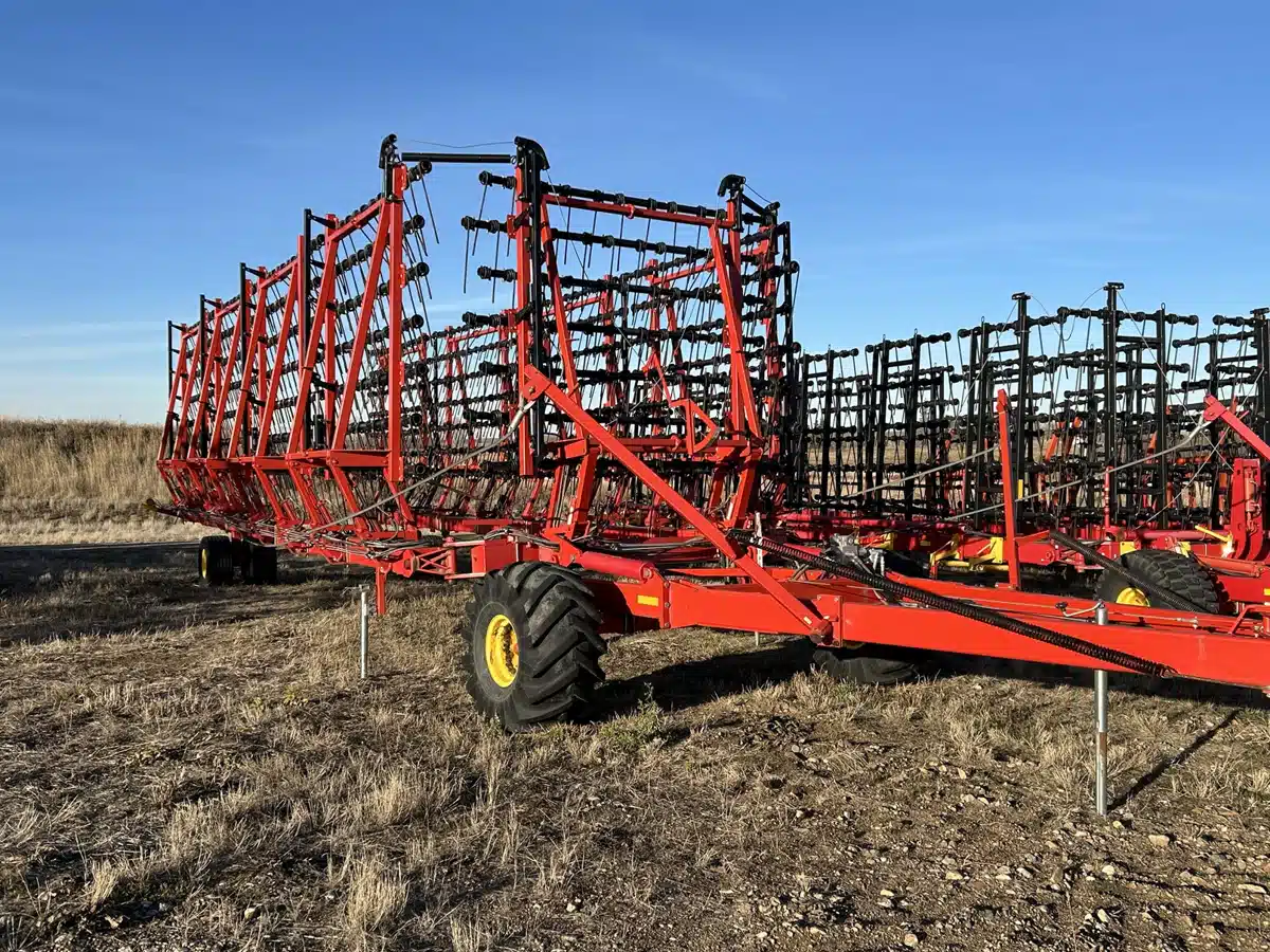 Gallery image 1 for Used 2019 Bourgault XR770 Harrow