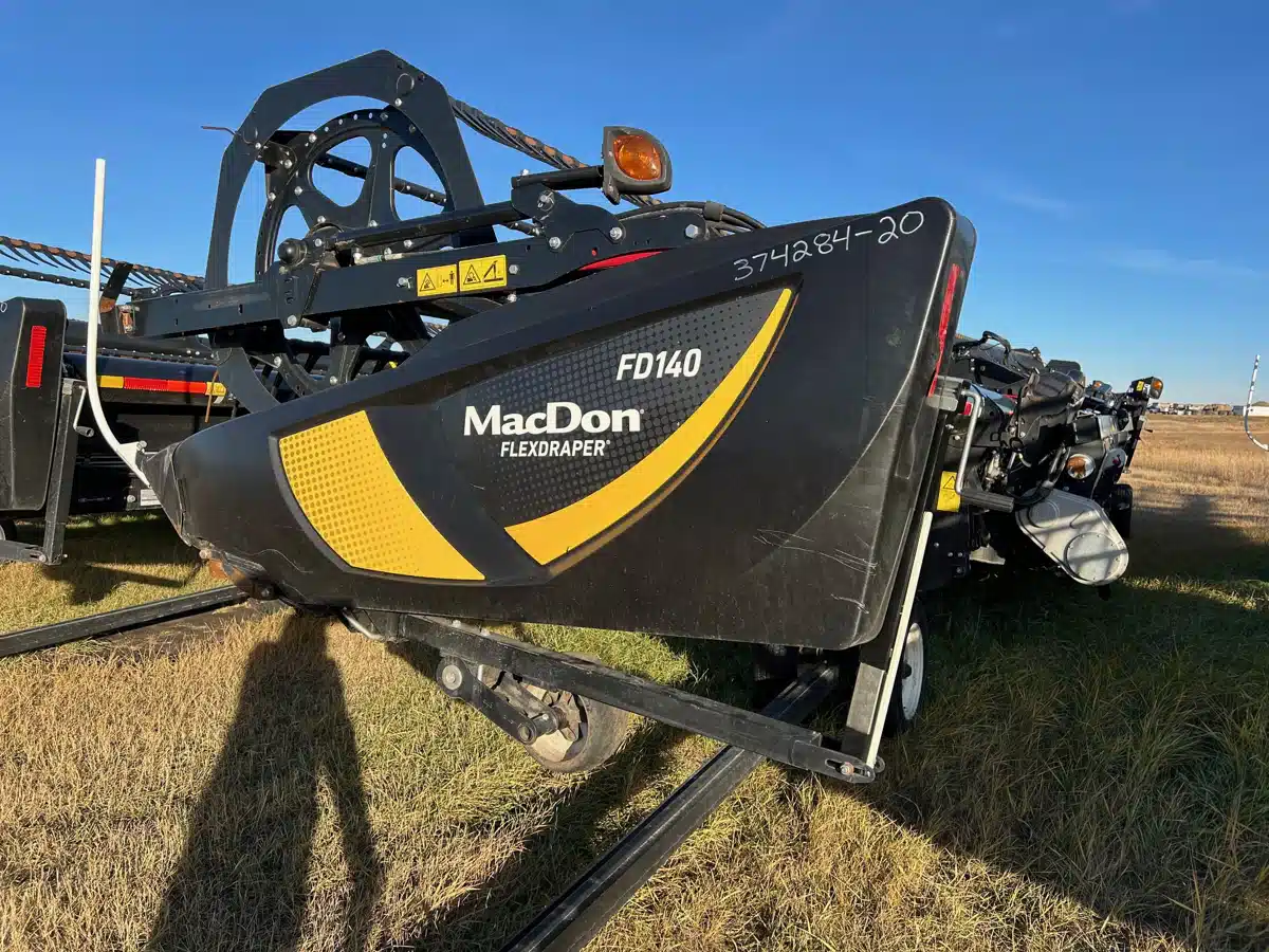 Gallery image 1 for 2020 MacDon FD140 Header Combine