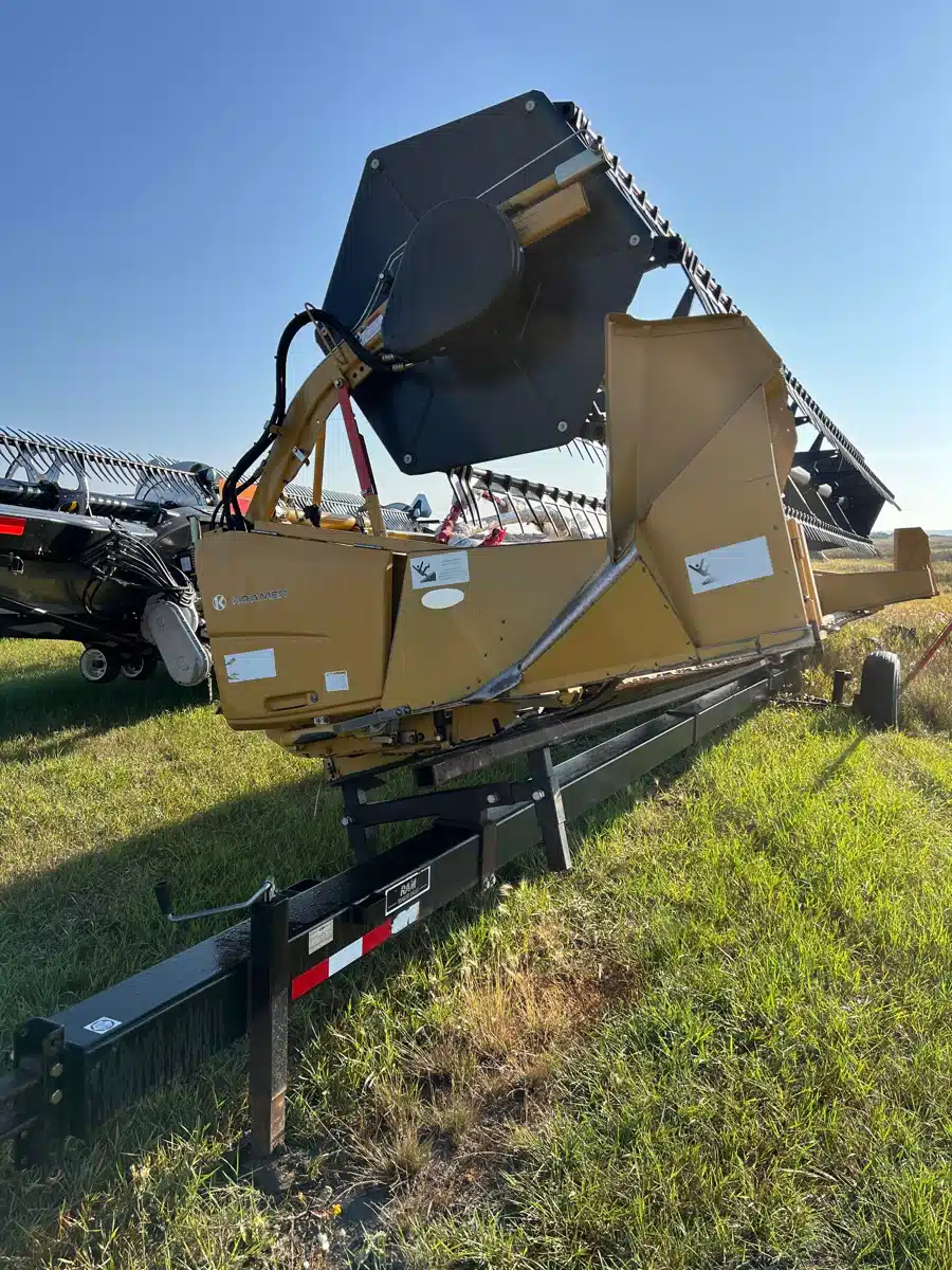 Gallery image 1 for Used 2012 CLAAS F530 Header Combine