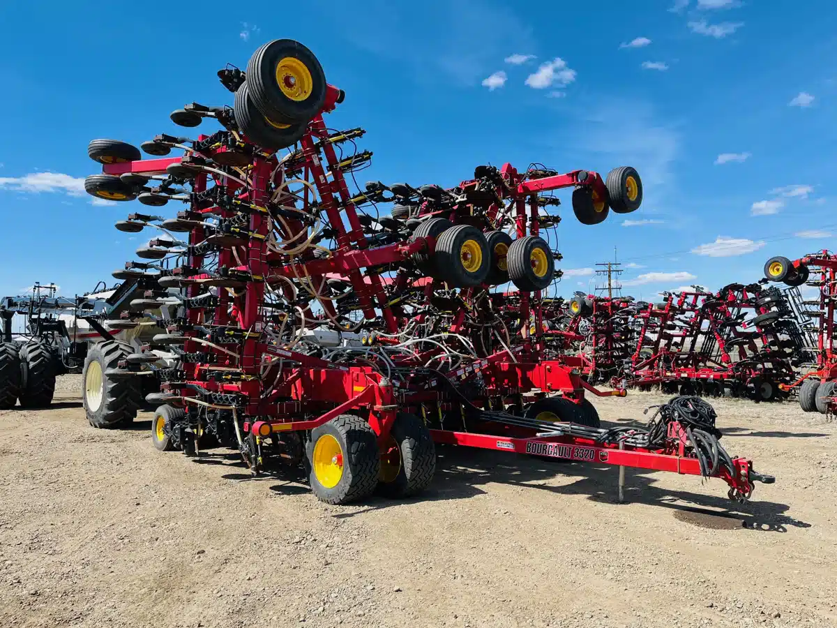 Gallery image 2 for Used 2019 Bourgault 3320-SIZE-UNSPECIFIED Air Drill