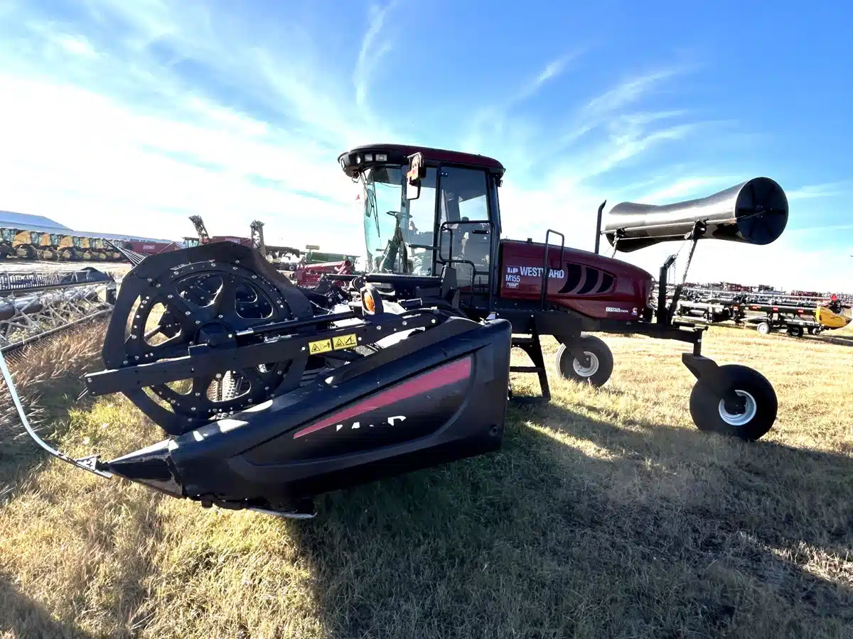 Gallery image 2 for 2012 MacDon M155 Windrower