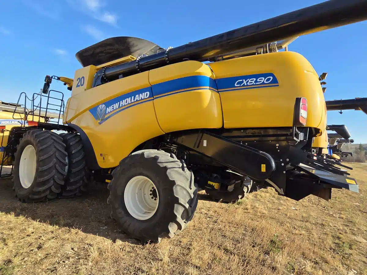Gallery image 2 for 2020 New Holland CX8.90Z Combine