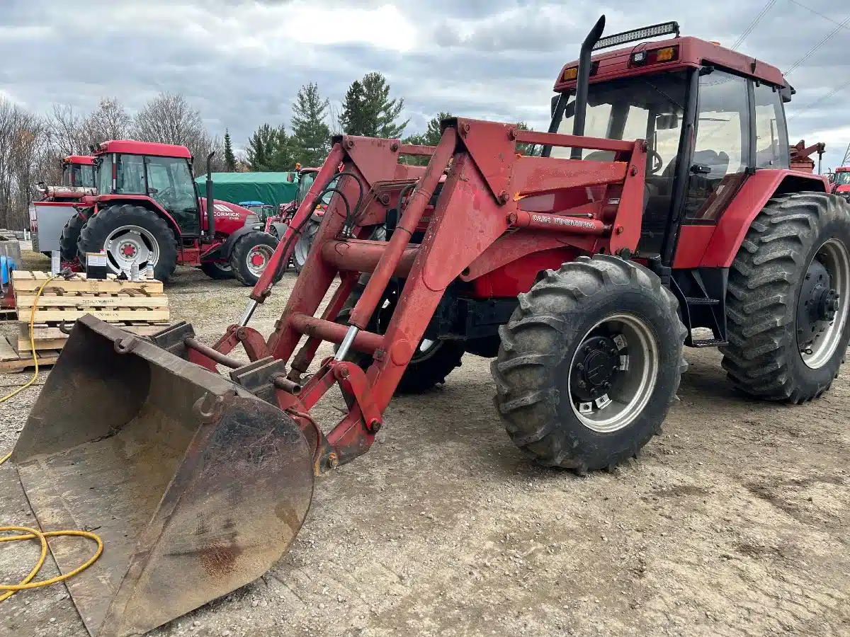 Used 1990 Case IH 5130 Tractor
