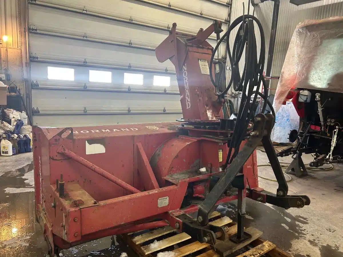 Gallery image 2 for Normand N92-280 Snow Blower