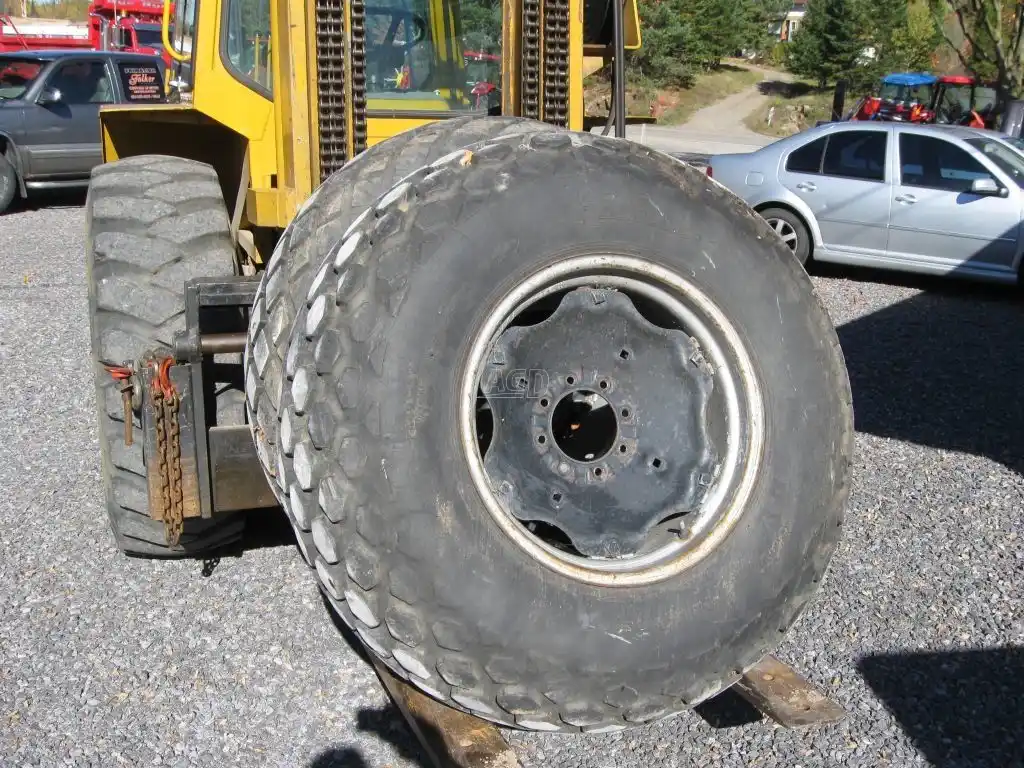 Gallery image 2 for Used 16.9-24 Tires