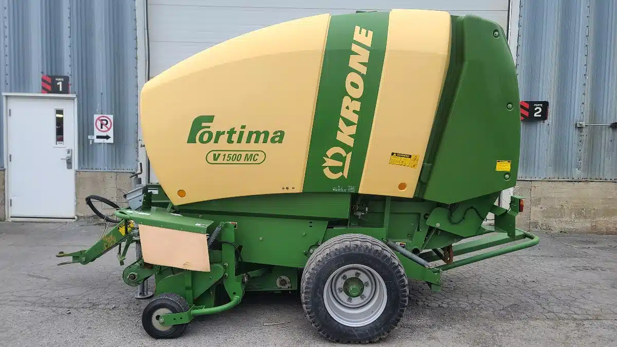 Gallery image 1 for Used Krone FORTIMA V 1500 MC Round Baler
