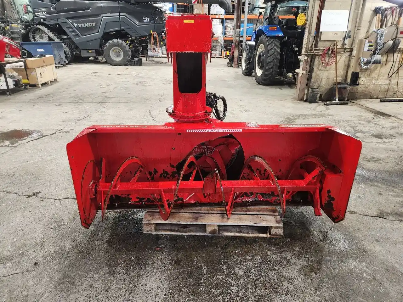 Gallery image 1 for Used 2020 Pronovost P-82126-HP Snow Blower