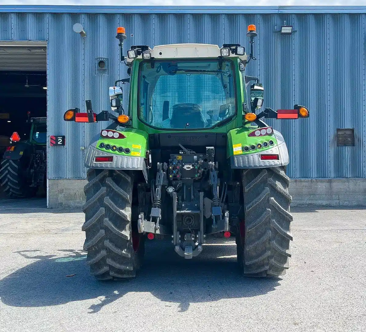 Gallery image 2 for Used 2021 Fendt 512 VARIO Tractor