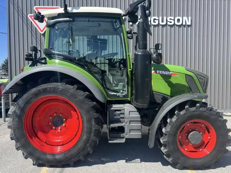 Gallery image 2 for Used 2023 Fendt 311 Tractor