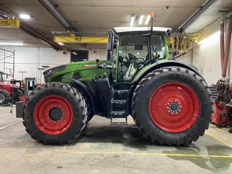 Gallery image 1 for Used 2023 Fendt 942 Gen7 Tractor