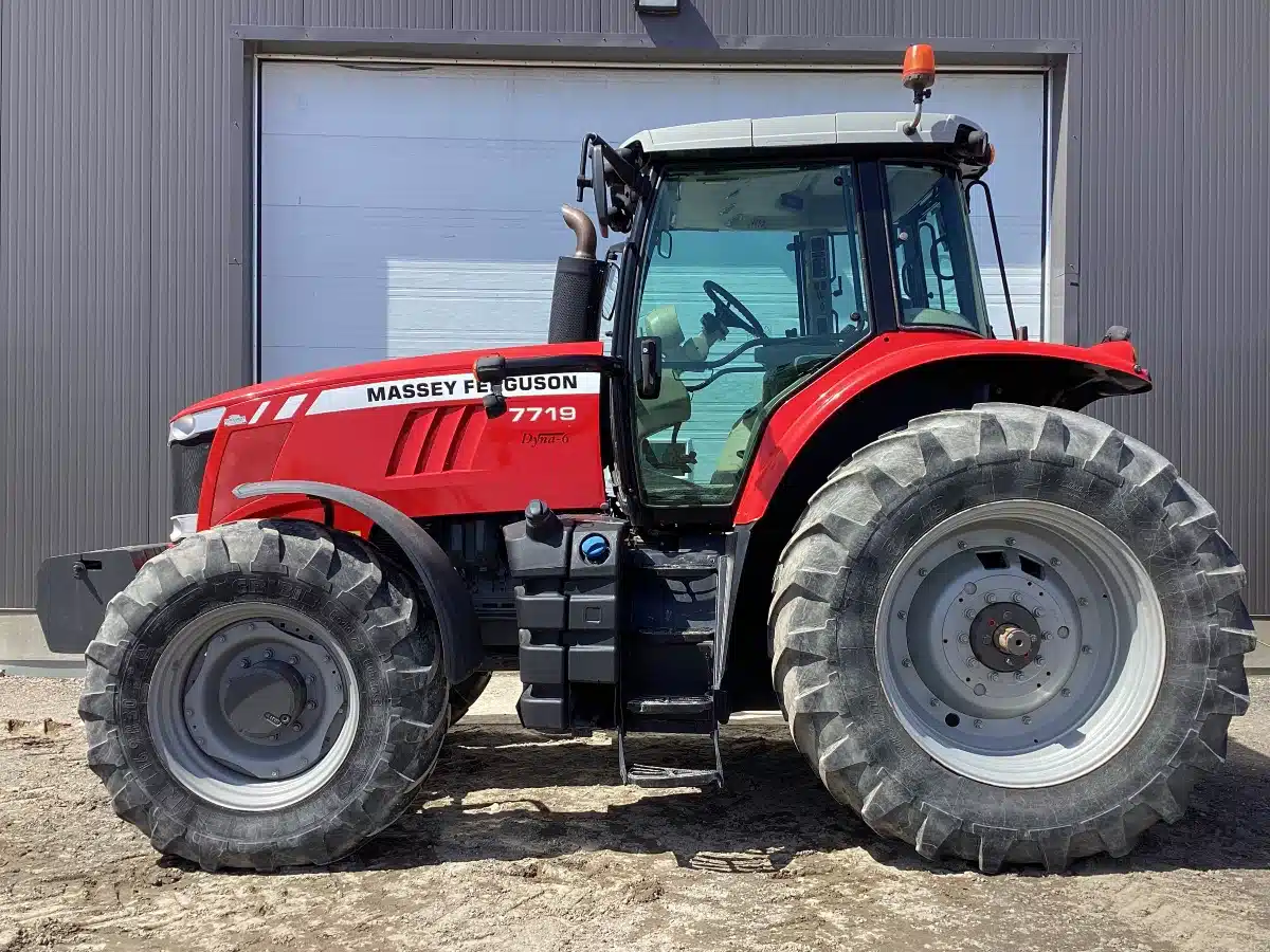 Gallery image 1 for Used 2016 Massey Ferguson 7719 Tractor