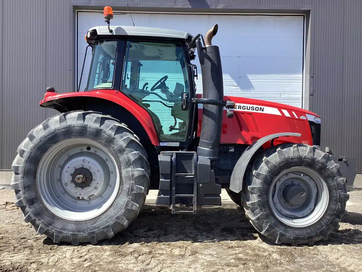 Gallery image 2 for Used 2016 Massey Ferguson 7719 Tractor