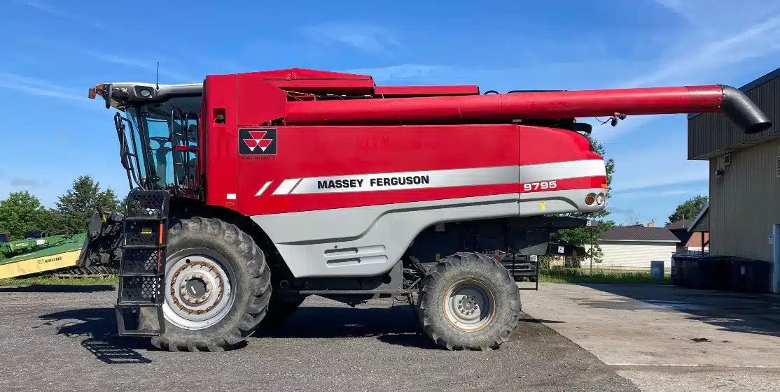 Gallery image 1 for Used 2009 Massey Ferguson 9795 Combine
