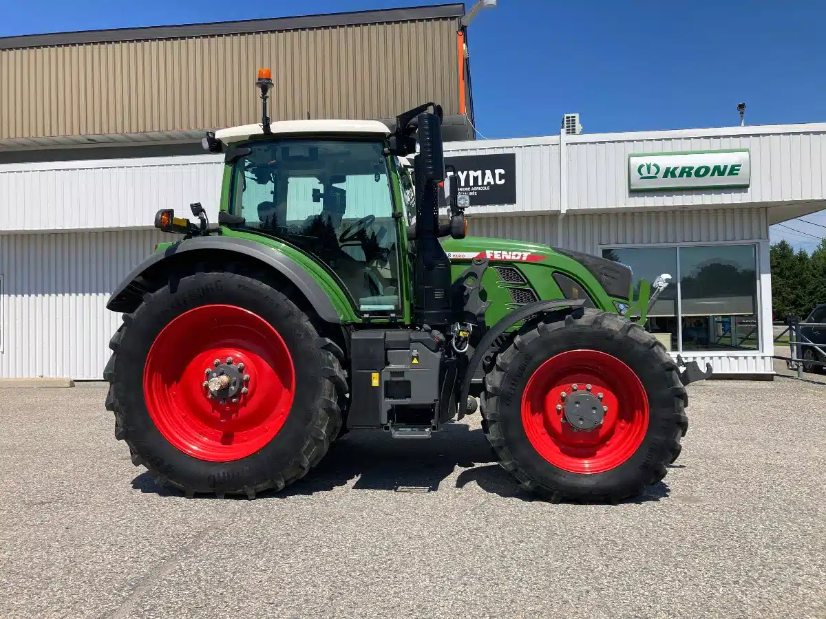 Gallery image 2 for Used 2023 Fendt 718 VARIO Tractor
