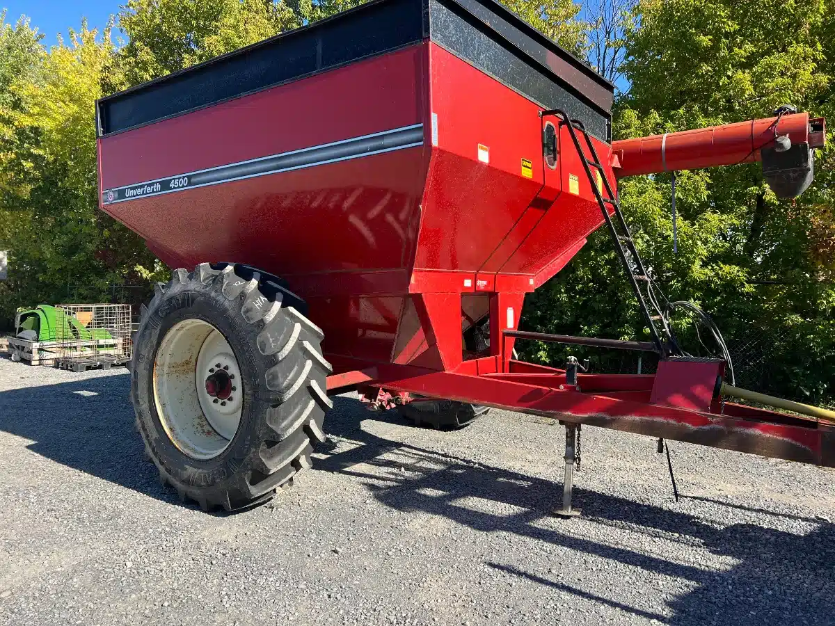 Gallery image 2 for Used Unverferth 4500 Grain Cart