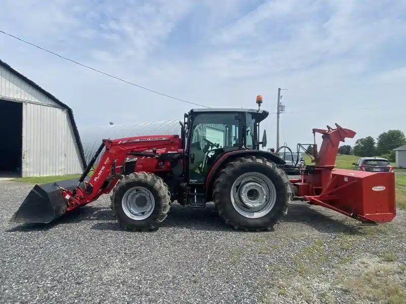 Gallery image 1 for 2021 Massey Ferguson 4707 Tractor