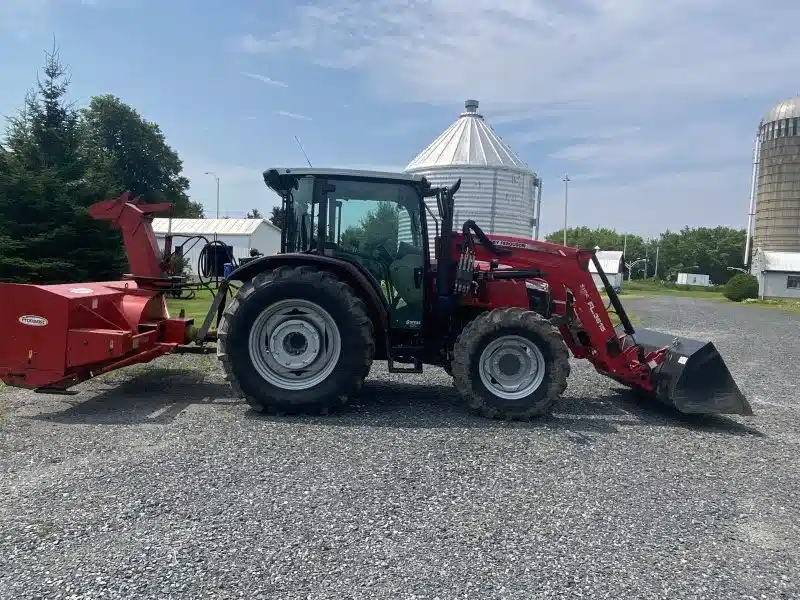 Gallery image 2 for 2021 Massey Ferguson 4707 Tractor