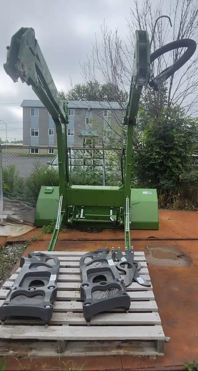 Photo de la Galerie 2 pour 2025 Fendt 6.100 chargeur frontal