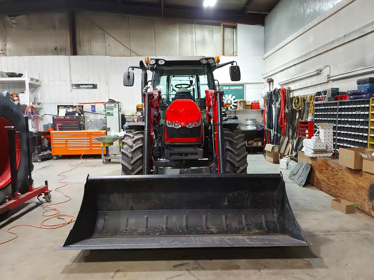 Gallery image 2 for Used 2013 Massey Ferguson 5610 Tractor