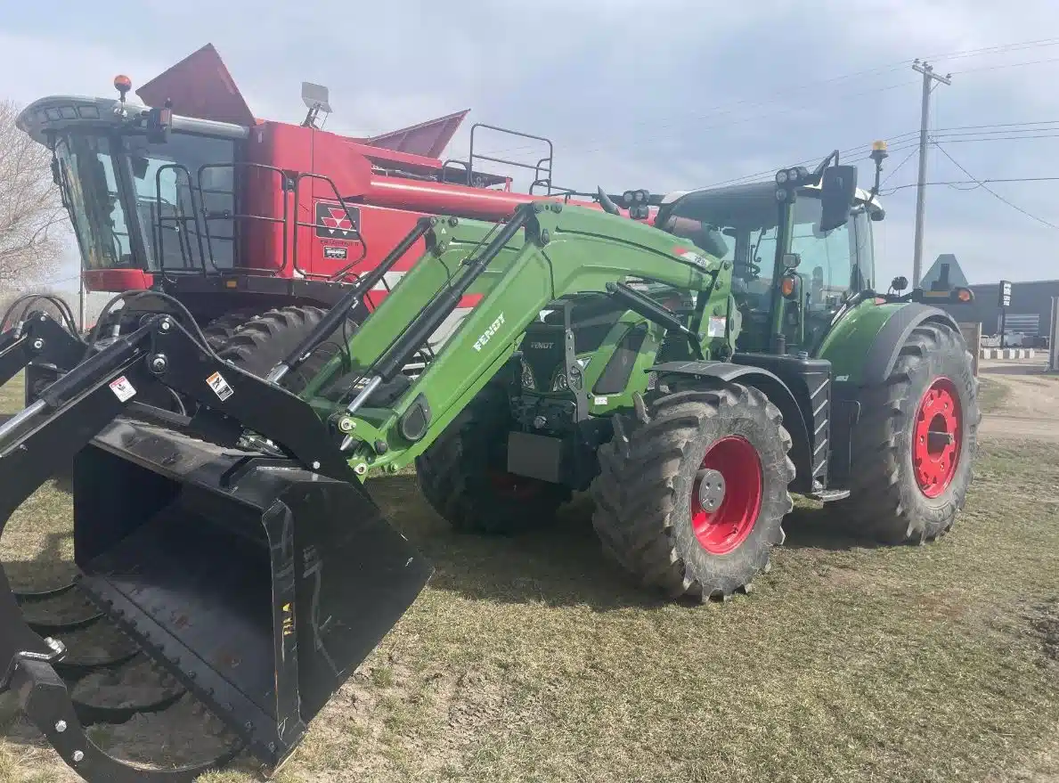 Gallery image 1 for 2019 Fendt 724 VARIO Tractor