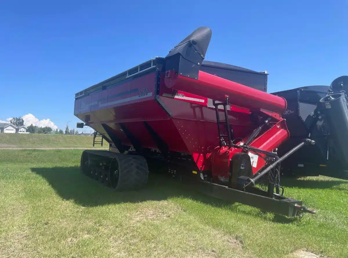 Gallery image 1 for 2014 Elmers Mfg HAULMASTER 1600 Grain Cart