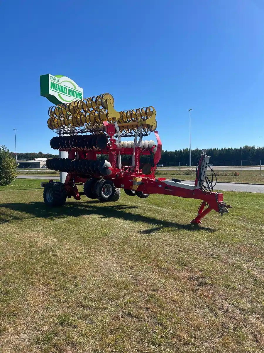 Gallery image 2 for 2023 Pottinger Terradics 8001T Dethatcher