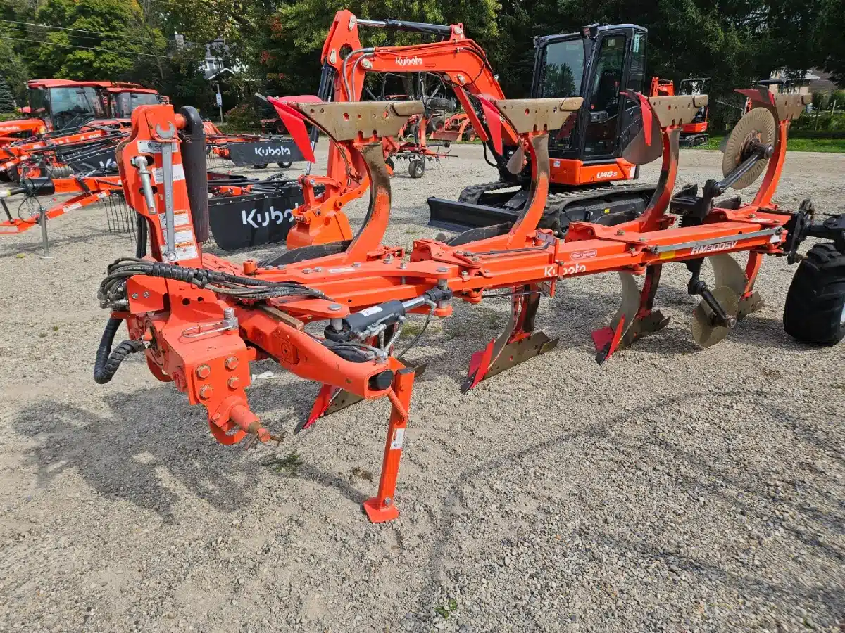Gallery image 2 for Used 2022 Kubota RM3005-100-4 Plow