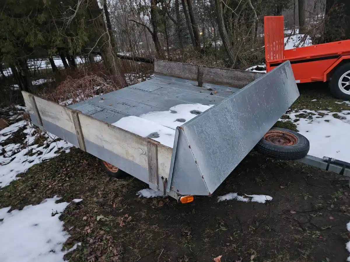 Gallery image 2 for Used 1996 Rainbow Trailers 2 place Trailer - Snowmobile