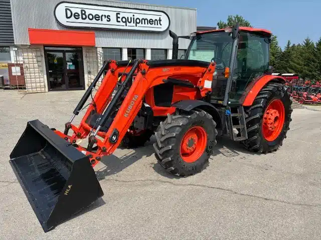Gallery image 2 for Used 2020 Kubota M6-141 Tractor