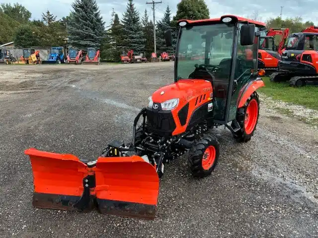 Used 2024 Kubota LX3520 HSDCC Tractor