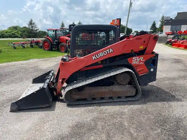 Gallery image 2 for 2020 Kubota SVL95-2S Skid Steer