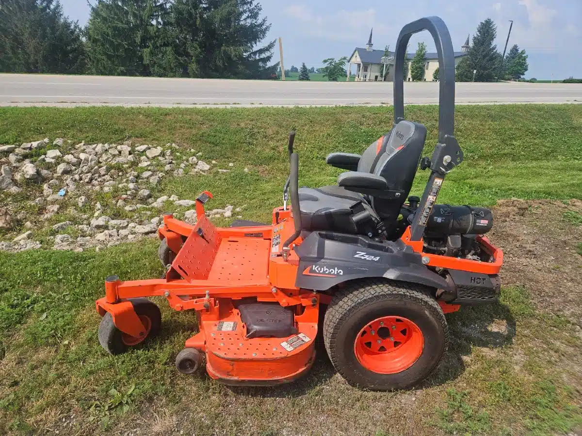 Gallery image 2 for 2022 Kubota Z724KH-54 Mower - Zero Turn