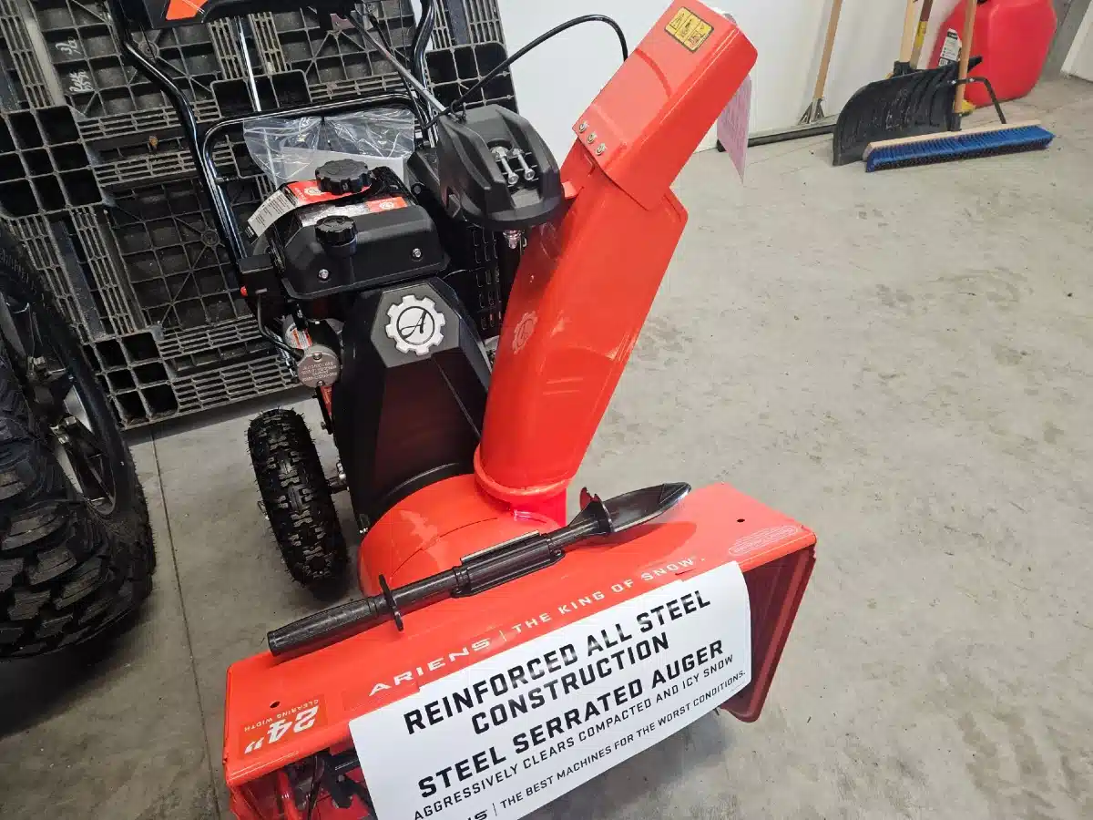 Gallery image 2 for 2026 Ariens 920036 Snow Blower
