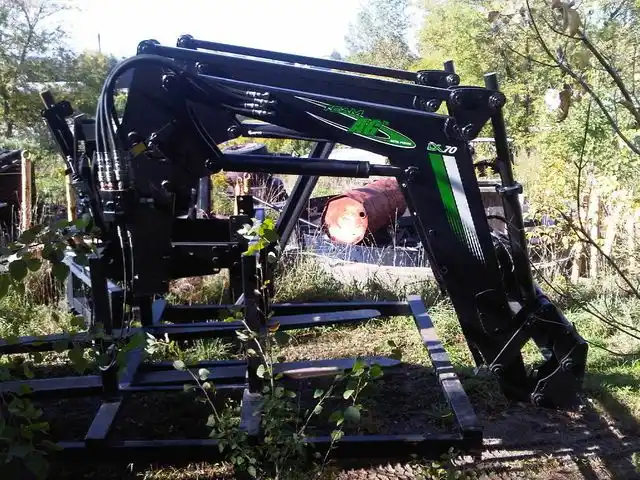 Gallery image 1 for New 2005 Metal Pless LX50 Front End Loader