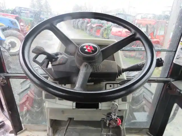 Gallery image 2 for Used 2007 Massey Ferguson 5465 Tractor