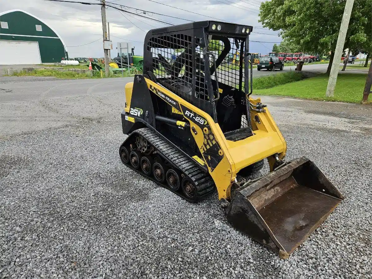 Gallery image 2 for Used 2018 ASV RT25 POSI-TRACK Skid Steer