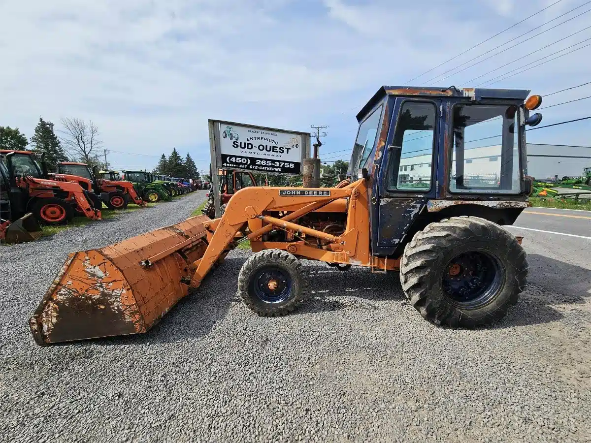 Gallery image 2 for Used 1971 John Deere 401 Tractor