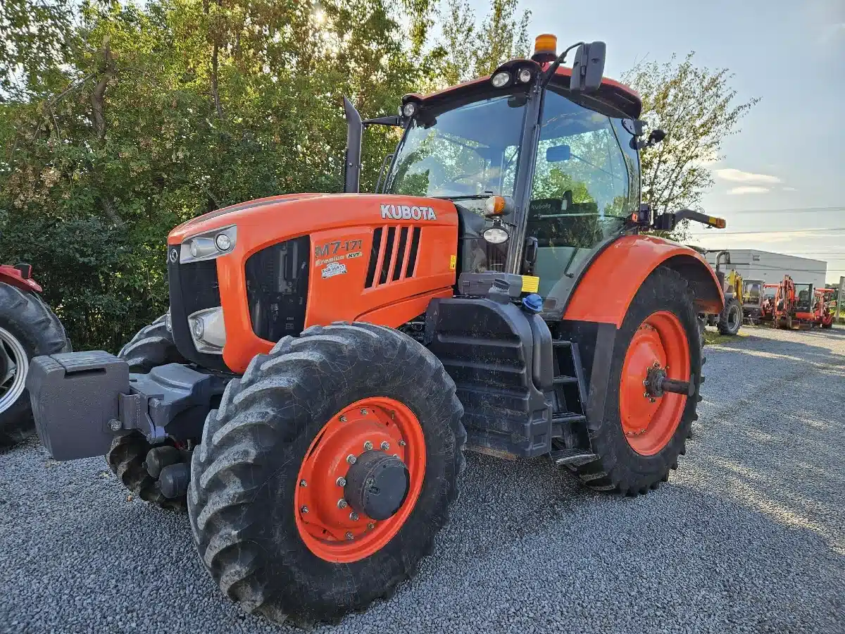 Gallery image 1 for Used 2017 Kubota M7-171 Tractor