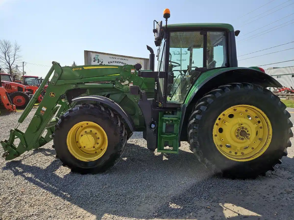 Gallery image 2 for Used 2018 John Deere 6155M Tractor