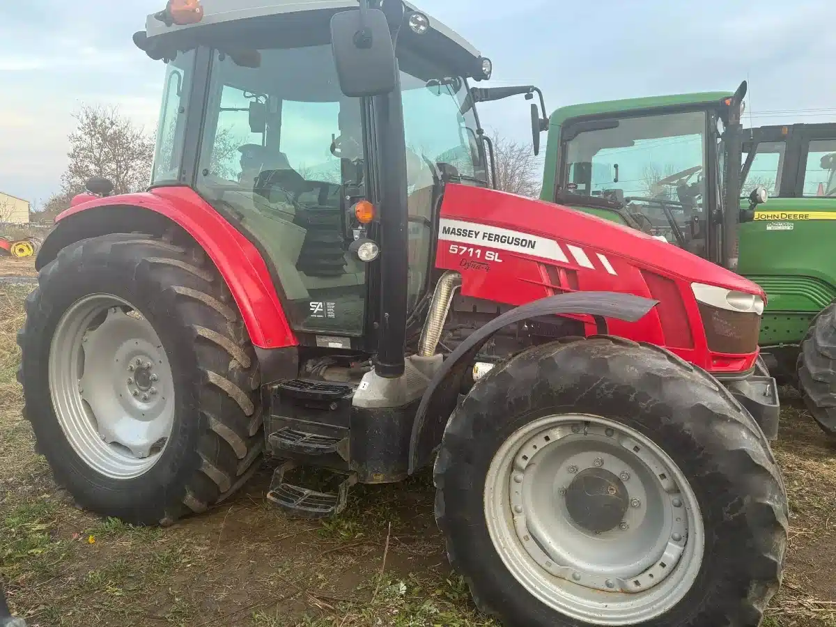 Image for Used 2018 Massey Ferguson 5711SL Tractor