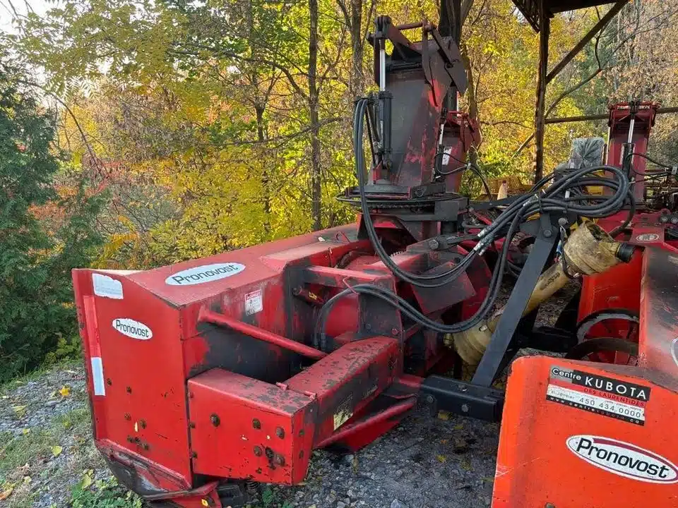 Gallery image 1 for Used Pronovost P-920-98 Snow Blower