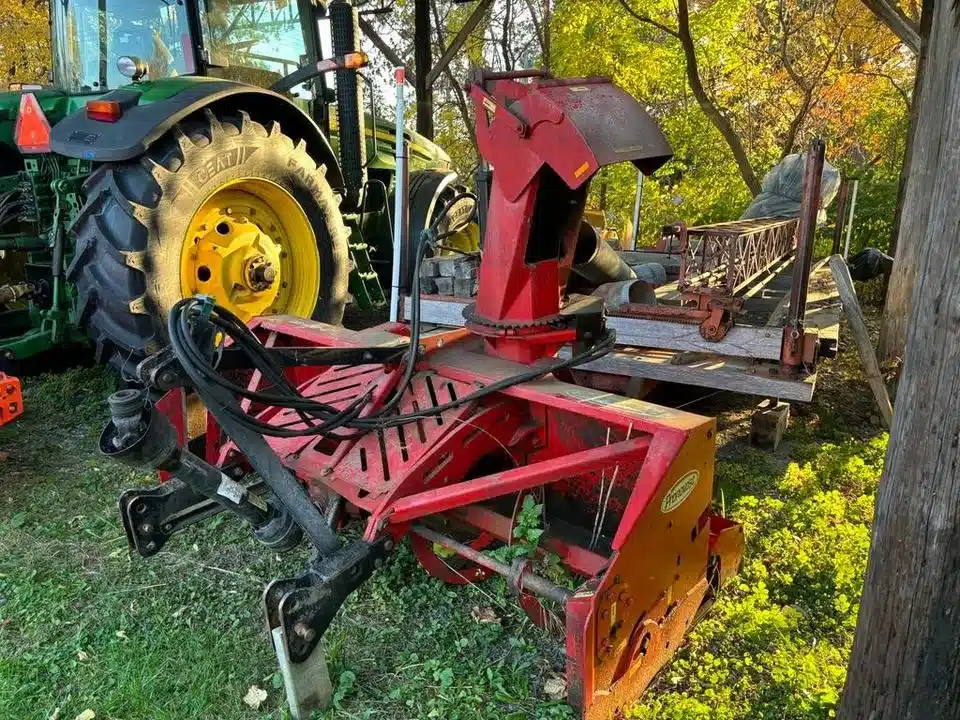 Gallery image 1 for Used Pronovost P-INV-92 Snow Blower