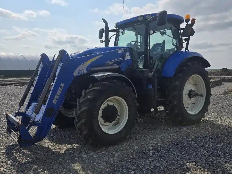 Gallery image 1 for Used 2012 New Holland T7.200 Tractor