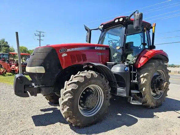Gallery image 1 for Used 2018 Case IH MAGNUM 180 Tractor