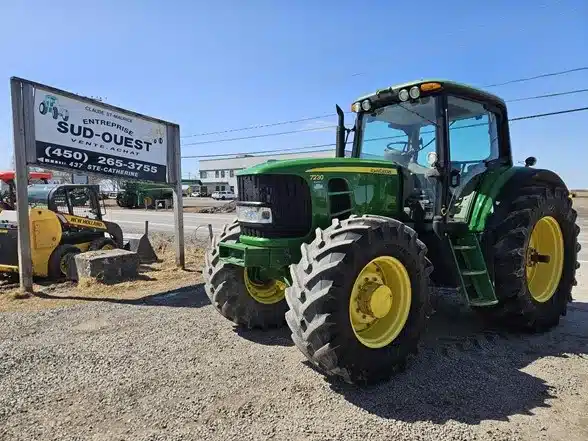 Gallery image 1 for Used 2009 John Deere 7230 PREMIUM Tractor