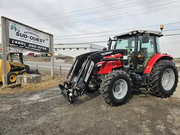 Gallery image 1 for Used 2014 Massey Ferguson 5612 Tractor